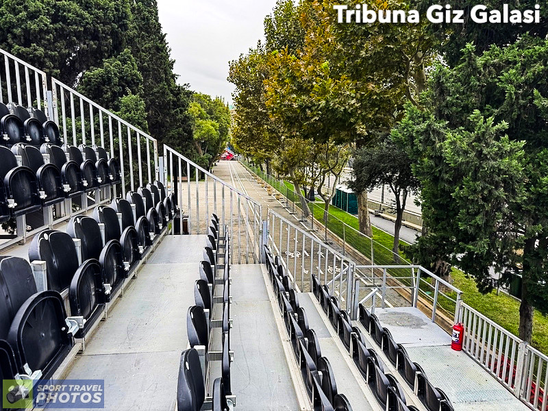 F1 Baku - tribuna Giz Galasi_1.jpg